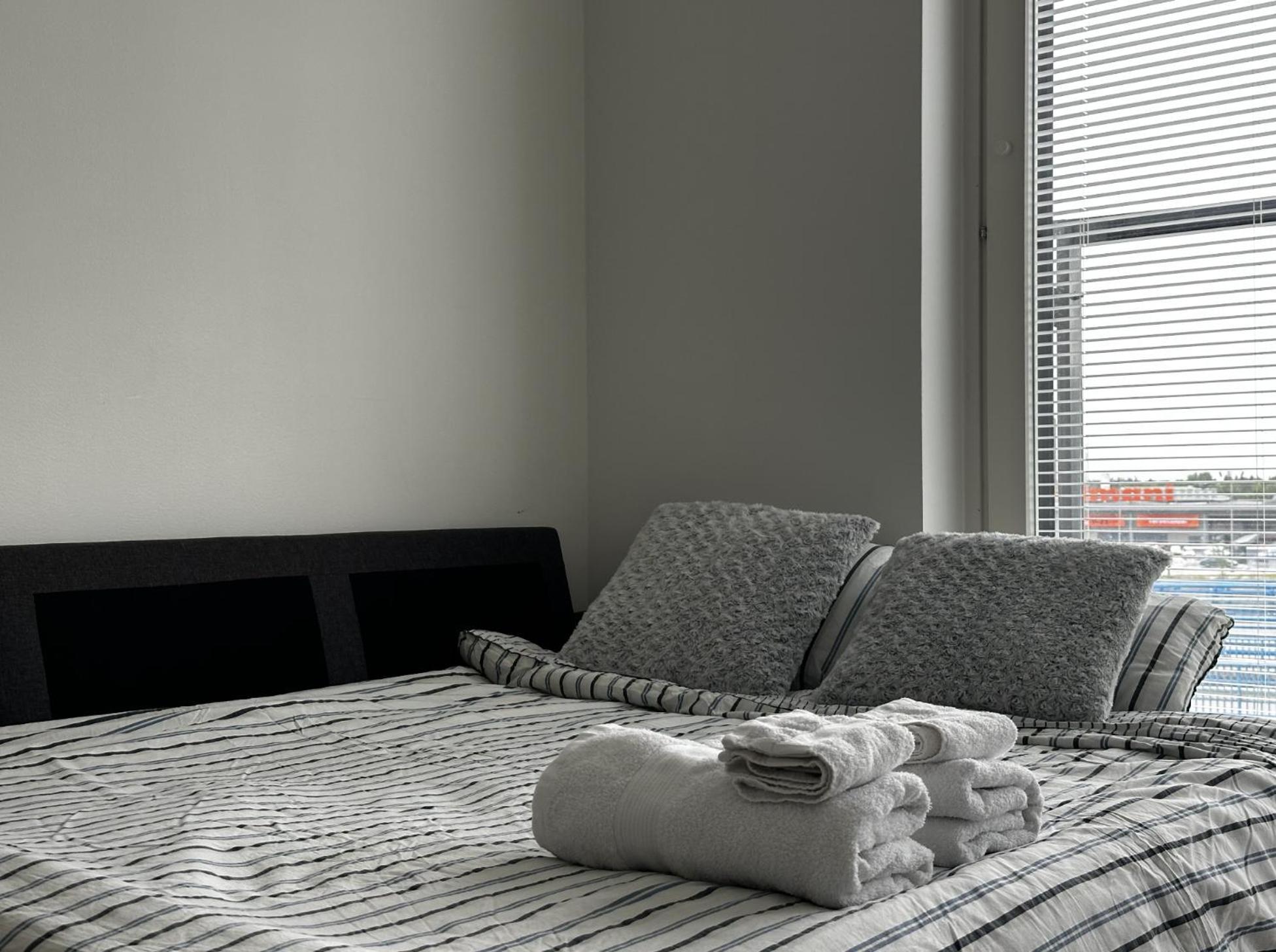 Bright And Cozy Studio Apartment 罗瓦涅米 外观 照片